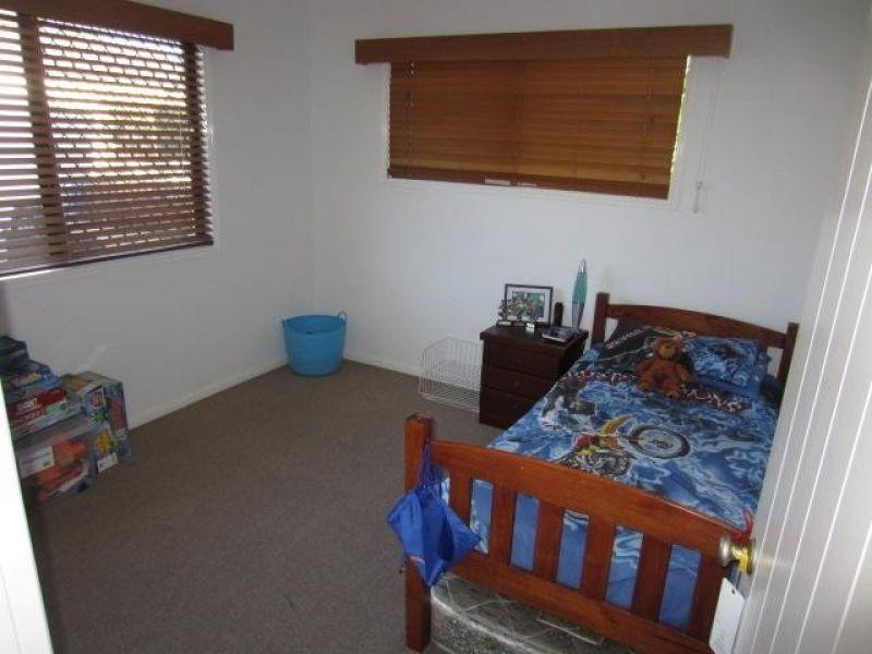 16  Woodwark Drive, Bushland Beach QLD 4818