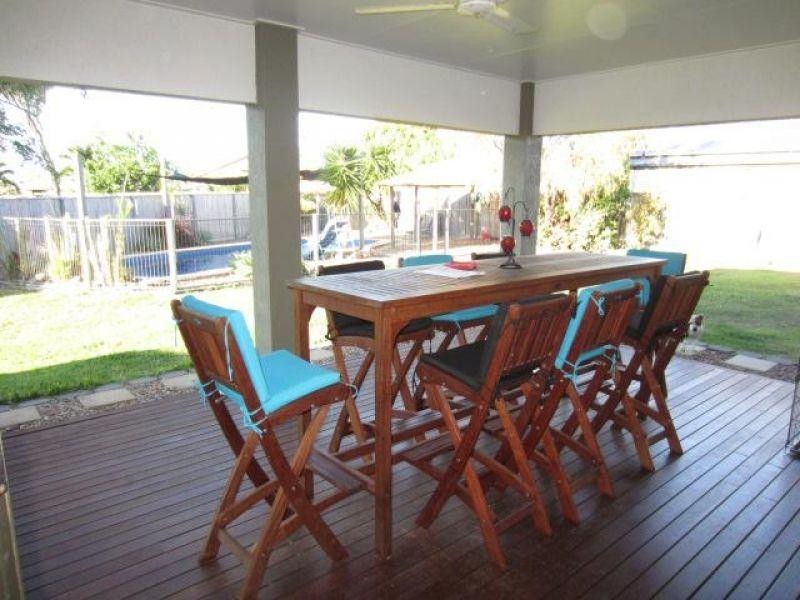 16  Woodwark Drive, Bushland Beach QLD 4818