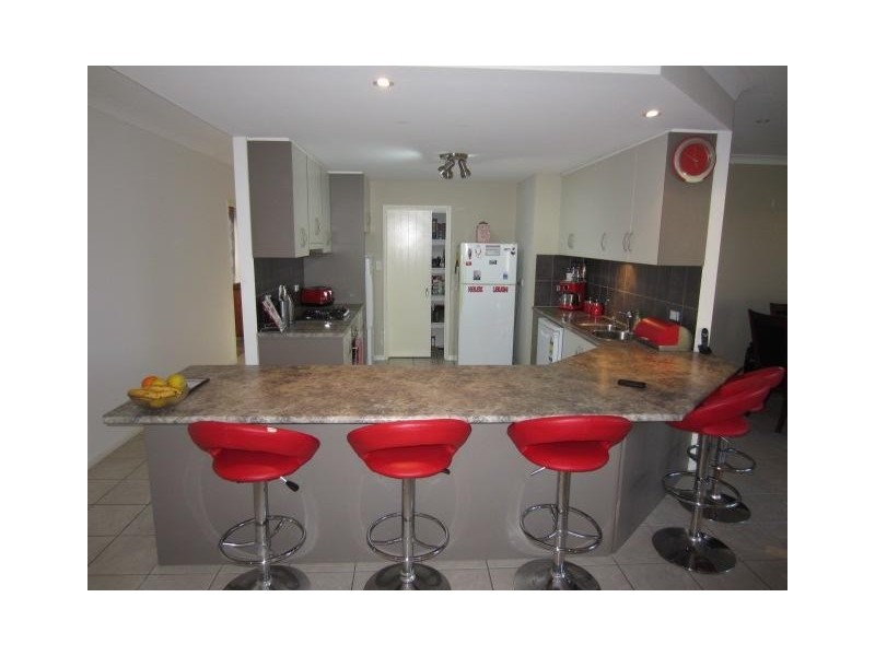 16 Woodwark Drive, Bushland Beach QLD 4818