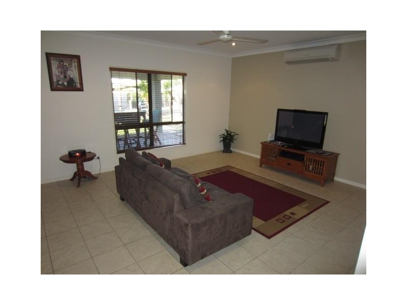 16 Woodwark Drive, Bushland Beach QLD 4818