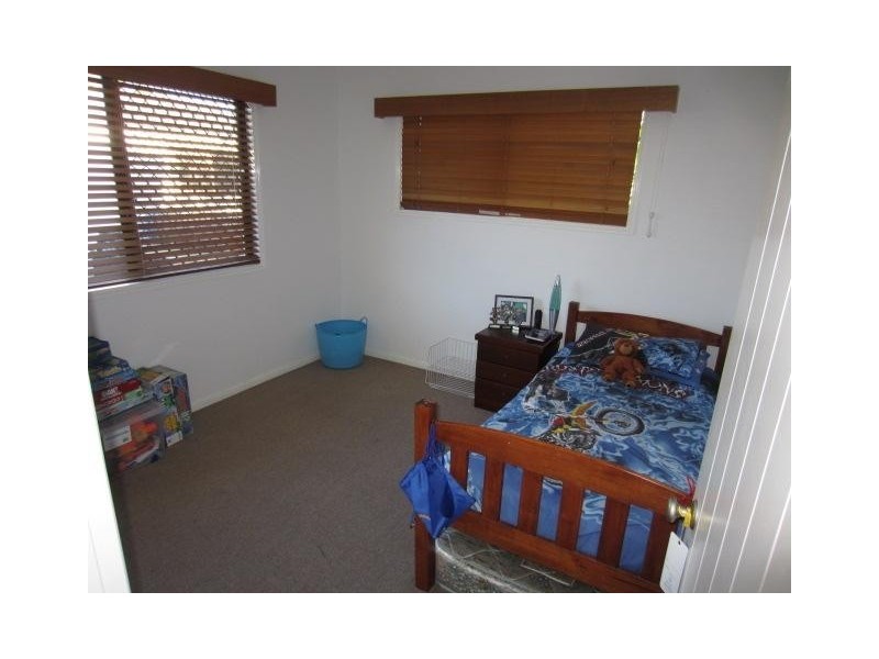 16 Woodwark Drive, Bushland Beach QLD 4818