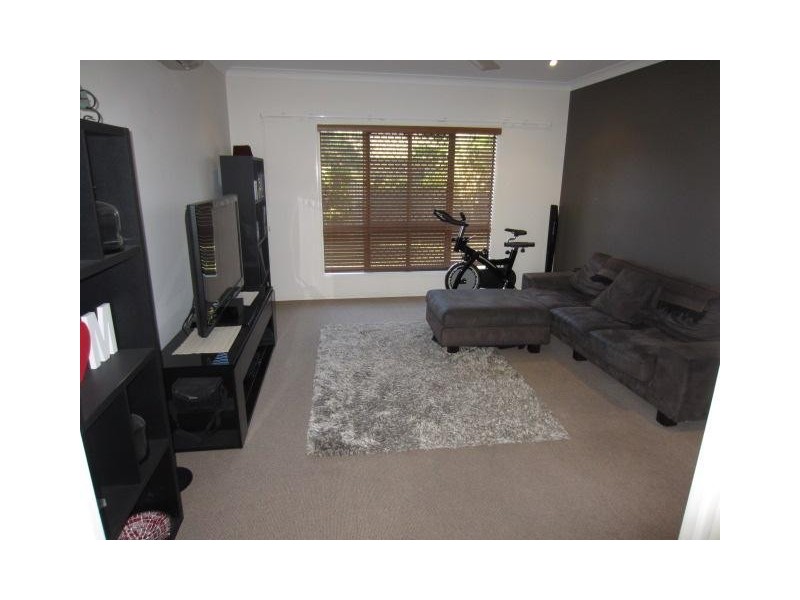 16  Woodwark Drive, Bushland Beach QLD 4818