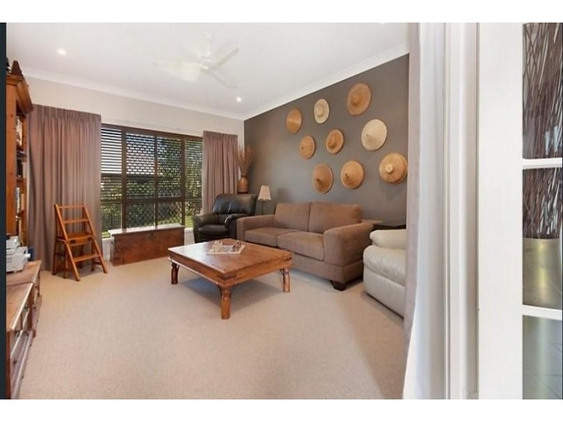 16  Woodwark Drive, Bushland Beach QLD 4818