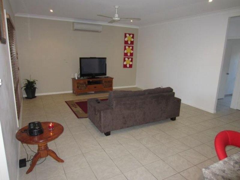 16  Woodwark Drive, Bushland Beach QLD 4818