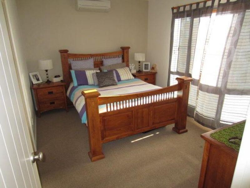 16  Woodwark Drive, Bushland Beach QLD 4818