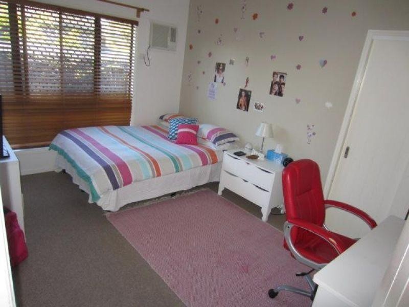 16  Woodwark Drive, Bushland Beach QLD 4818