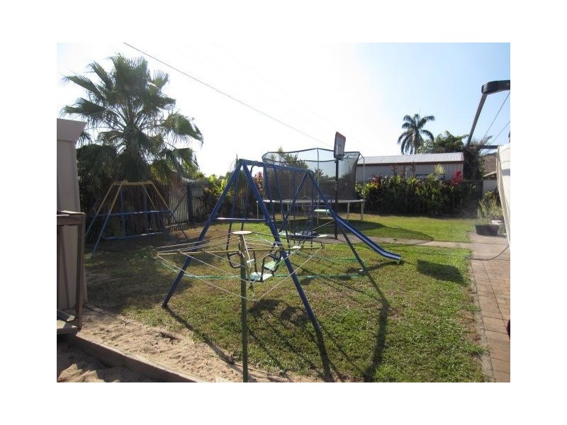 7 Avon Avenue, Kirwan QLD 4817