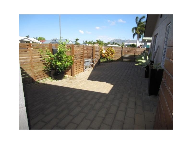 7 Avon Avenue, Kirwan QLD 4817