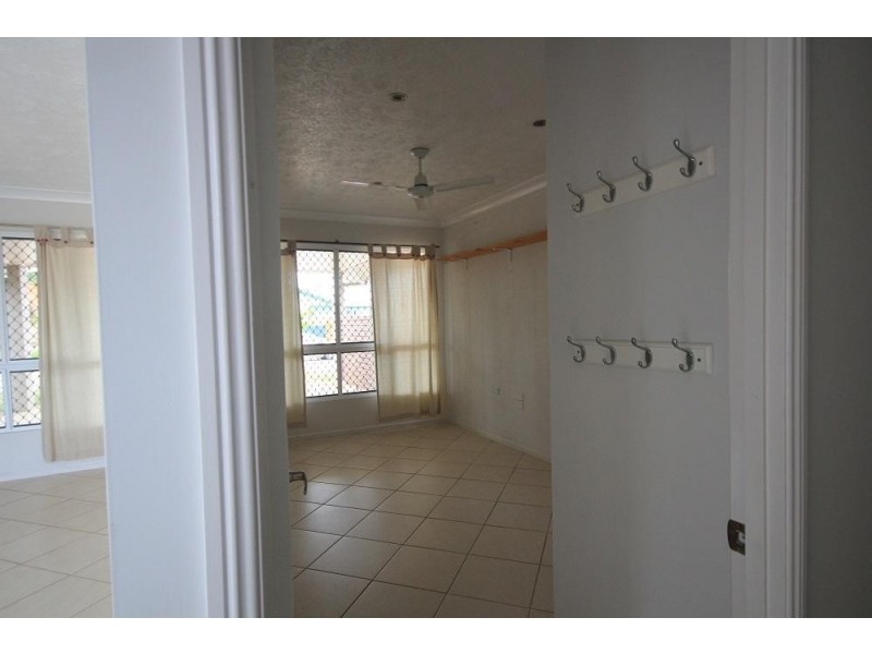 7 Avon Avenue, Kirwan QLD 4817