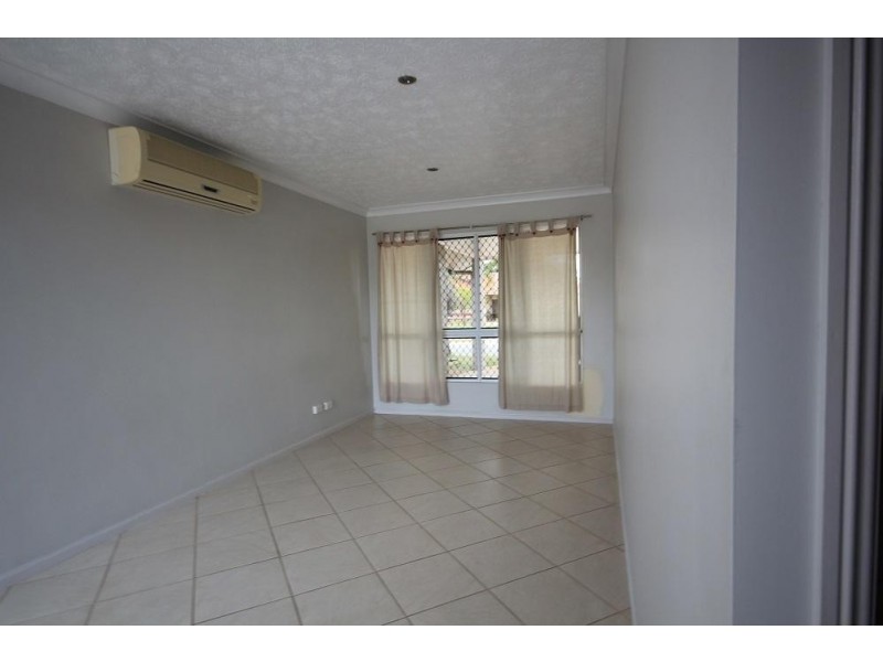 7 Avon Avenue, Kirwan QLD 4817