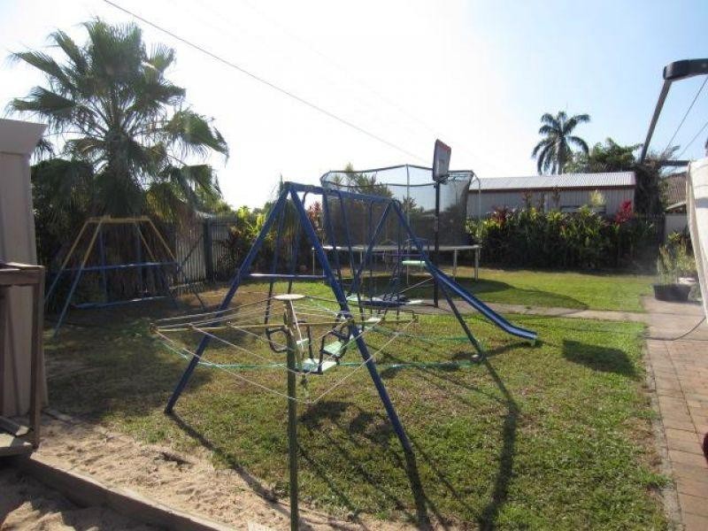 7 Avon Avenue, Kirwan QLD 4817