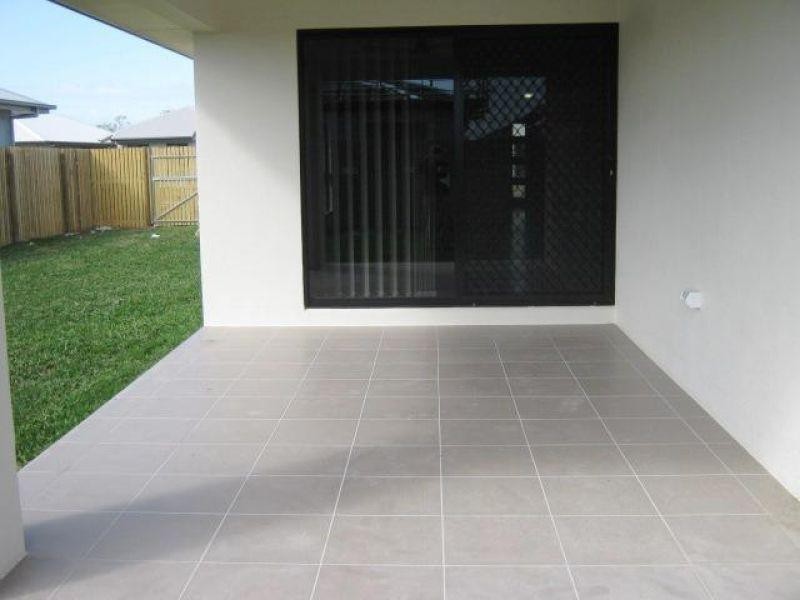 31 Batiki Circuit, Burdell QLD 4818