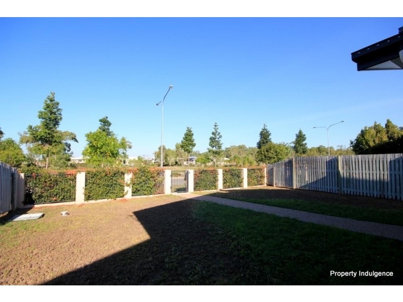 60 Izaro Circuit, Burdell QLD 4818