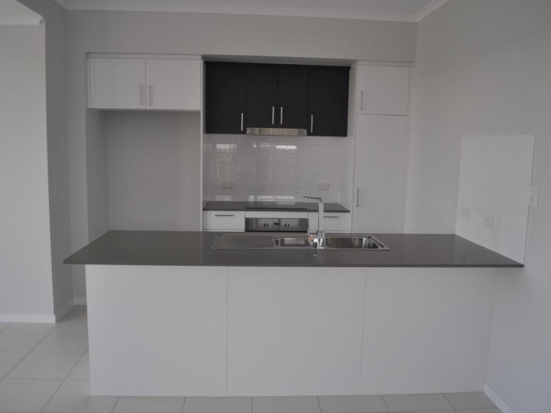 2 Mode Way, Burdell QLD 4818