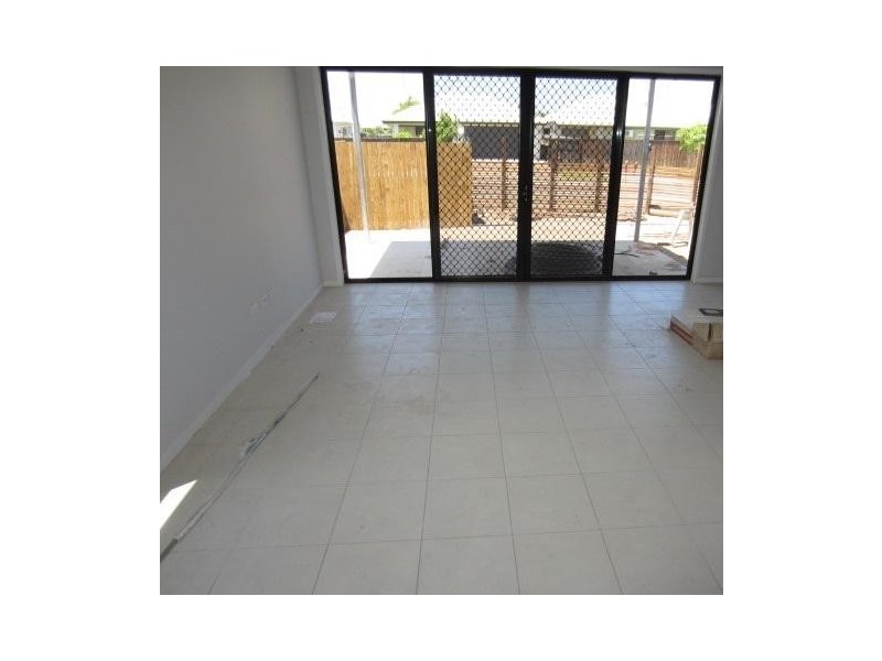 2 Mode Way, Burdell QLD 4818