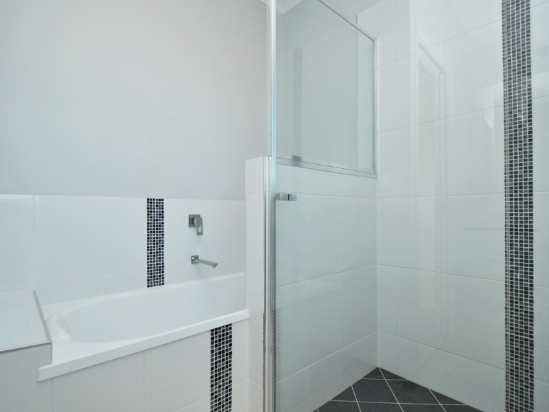 2 Mode Way, Burdell QLD 4818