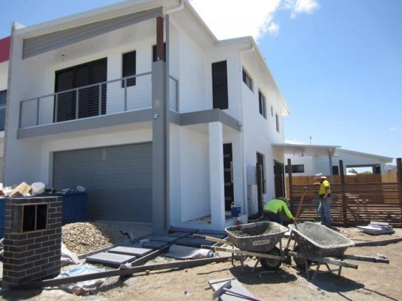 2 Mode Way, Burdell QLD 4818