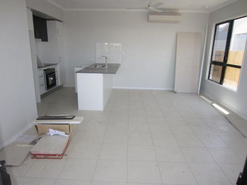 2 Mode Way, Burdell QLD 4818