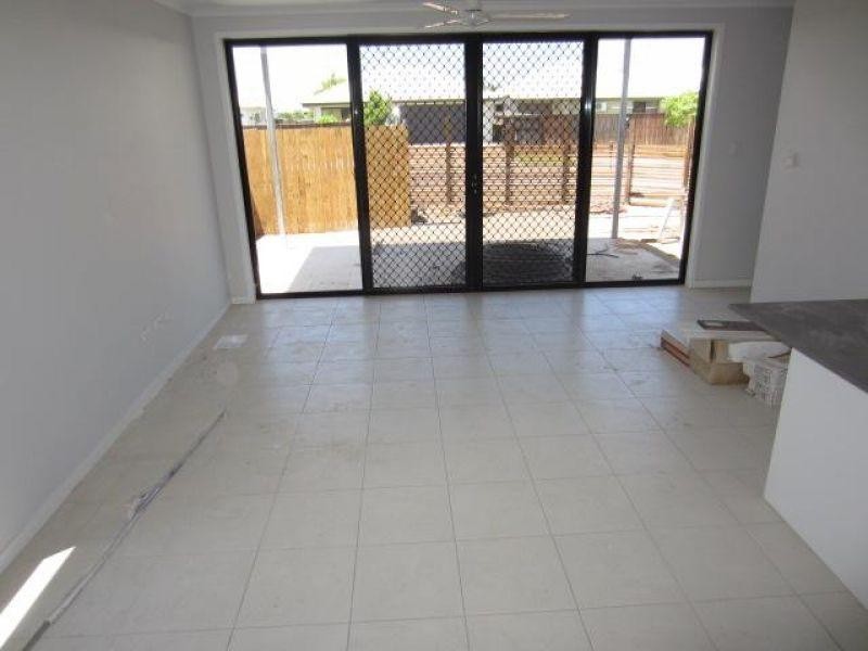2 Mode Way, Burdell QLD 4818