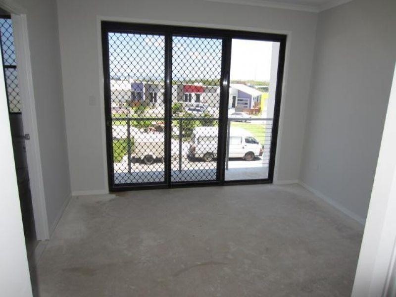 2 Mode Way, Burdell QLD 4818