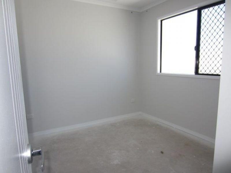 2 Mode Way, Burdell QLD 4818