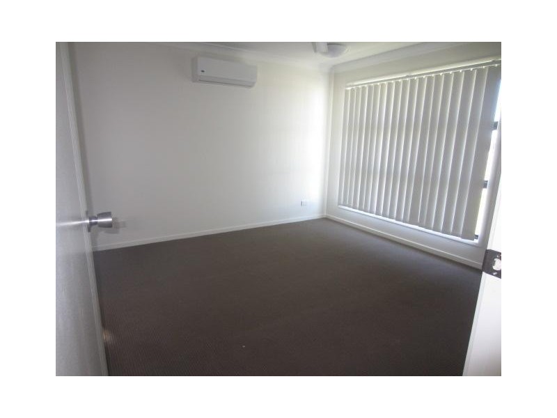 29 Waikiki Terrace, Mount Low QLD 4818