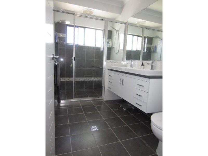 26 Sunhaven Boulevard, Burdell QLD 4818