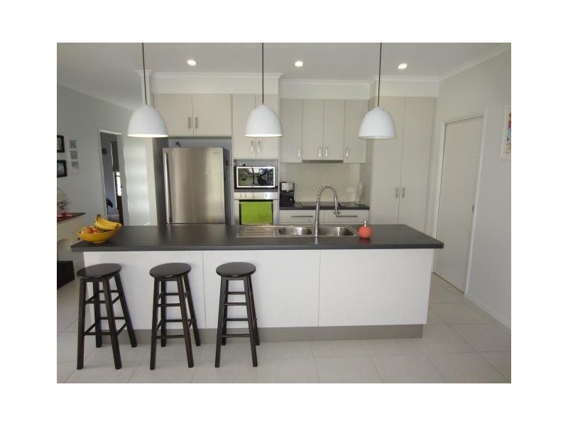 26 Sunhaven Boulevard, Burdell QLD 4818