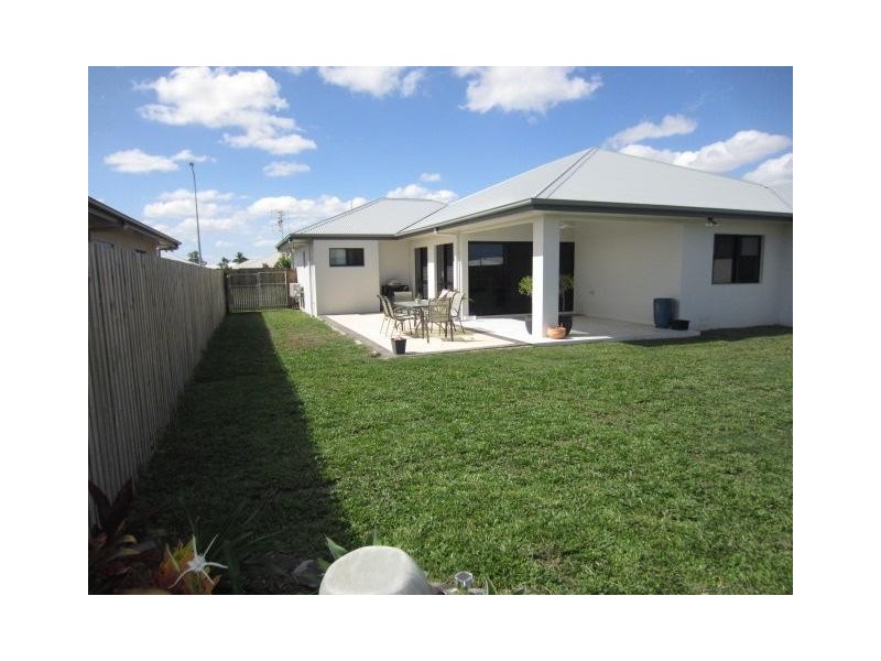 26 Sunhaven Boulevard, Burdell QLD 4818