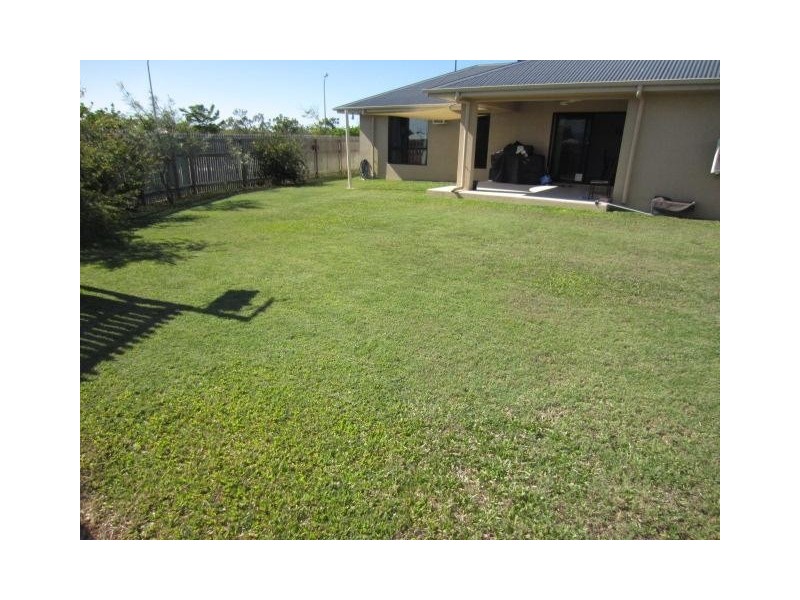 13 Ripon Court, Burdell QLD 4818