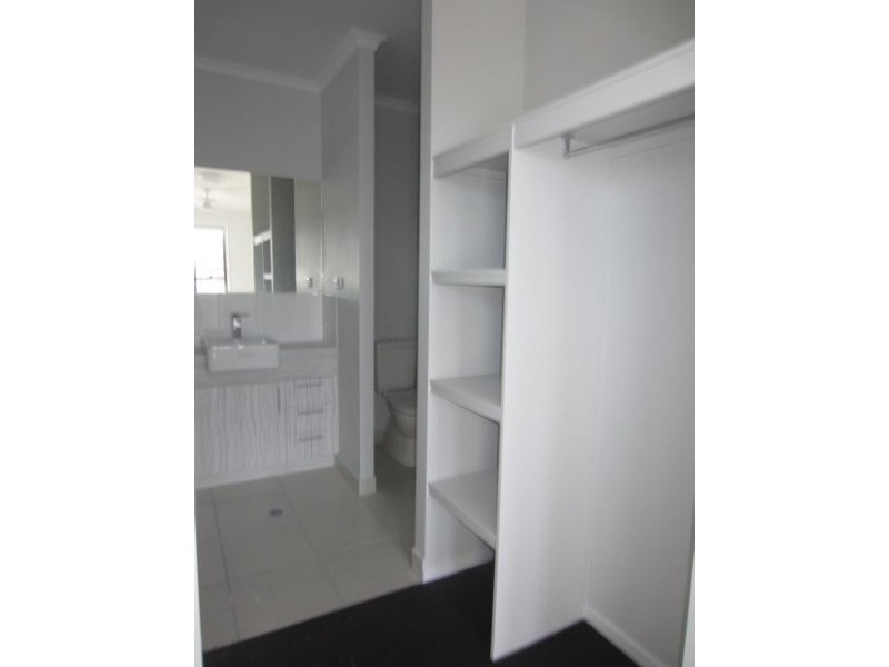 18 Masthead Avenue, Burdell QLD 4818