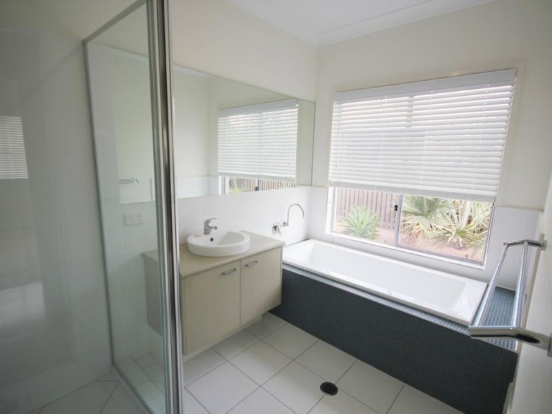 30 Covey Court, Burdell QLD 4818