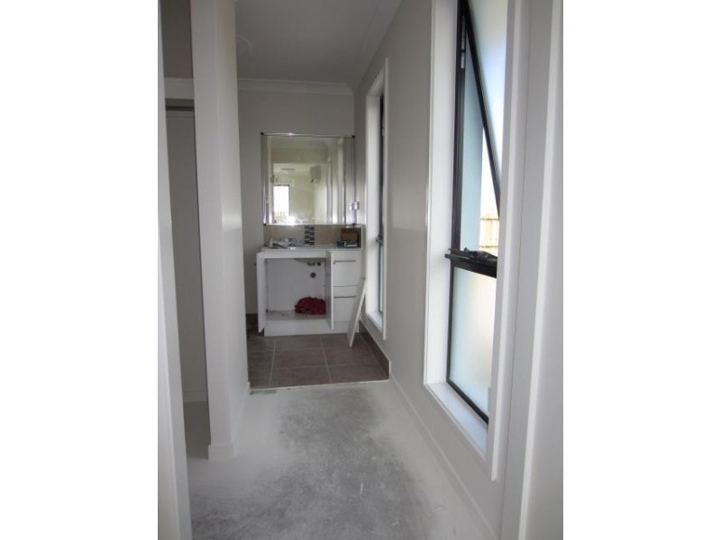 26 Waikiki Terrace, Mount Low QLD 4818