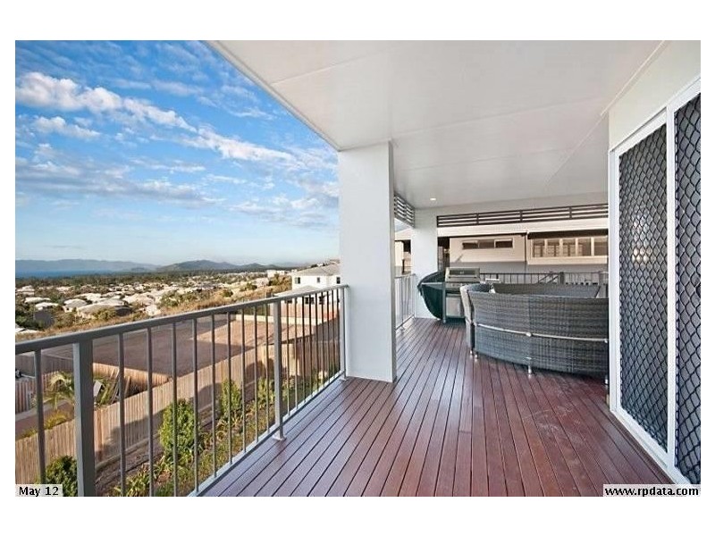 118 Goicoechea Drive, Bushland Beach QLD 4818