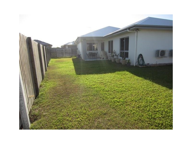 43 Daydream Circuit, Burdell QLD 4818