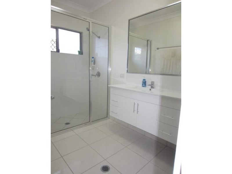 43 Daydream Circuit, Burdell QLD 4818