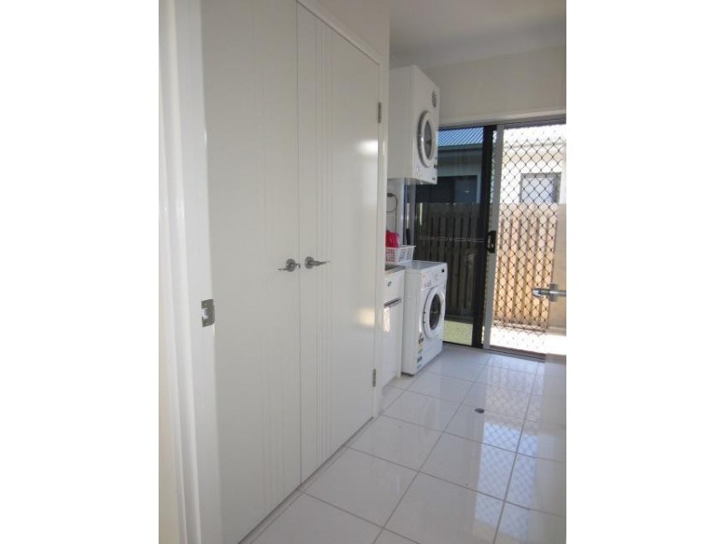 43 Daydream Circuit, Burdell QLD 4818