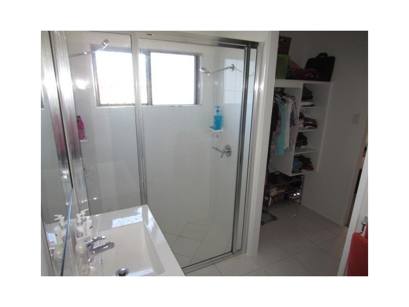 43 Daydream Circuit, Burdell QLD 4818