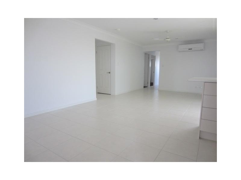 30 Epping Way, Mount Low QLD 4818