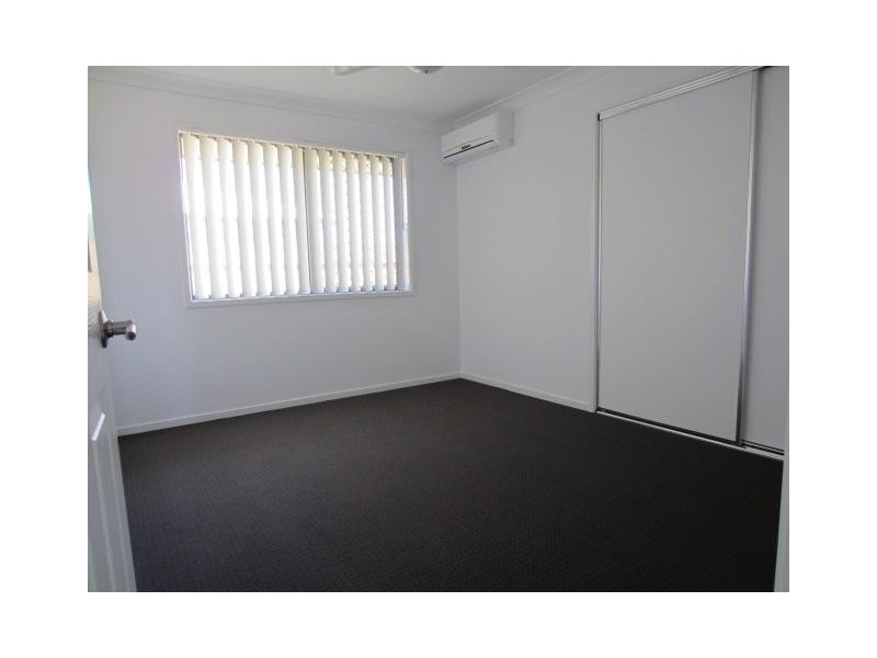 30 Epping Way, Mount Low QLD 4818