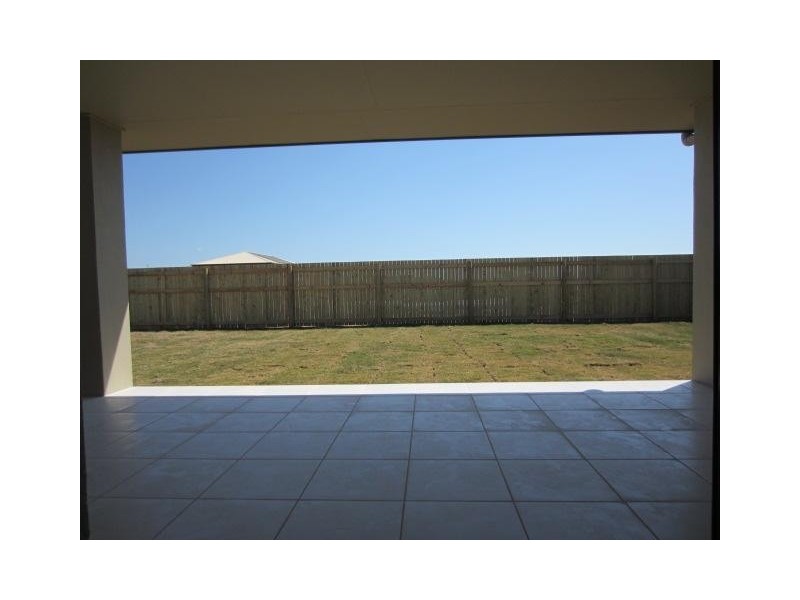 30 Epping Way, Mount Low QLD 4818