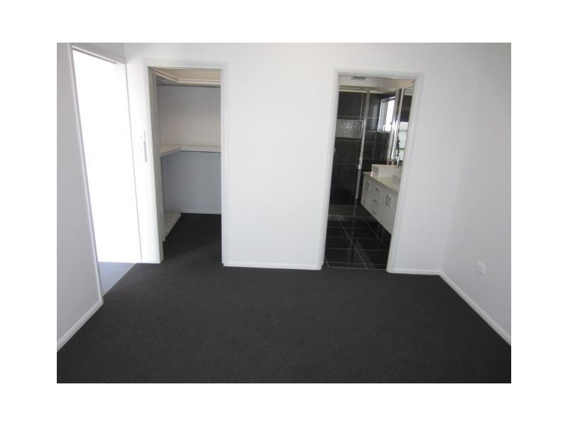 5 Savannah Chase, Burdell QLD 4818