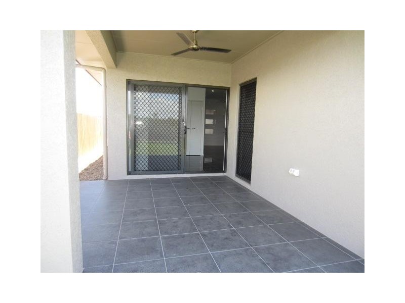 5 Savannah Chase, Burdell QLD 4818