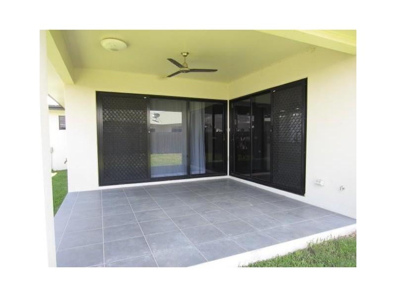 5 Emperor Boulevard, Burdell QLD 4818