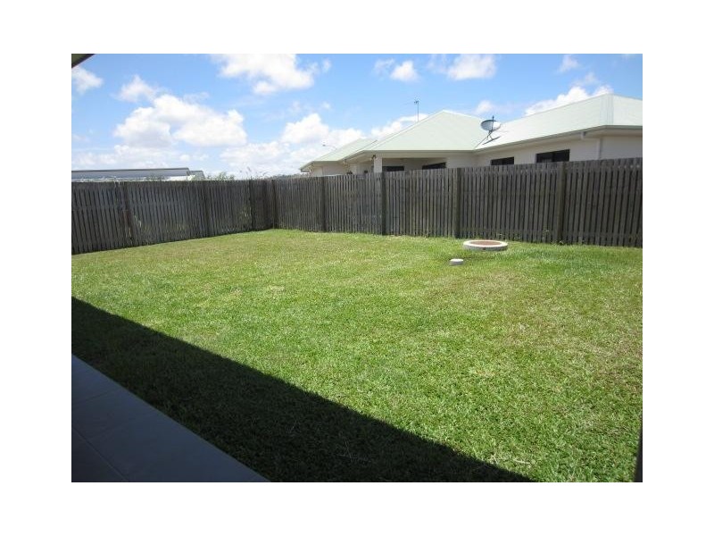 5 Emperor Boulevard, Burdell QLD 4818