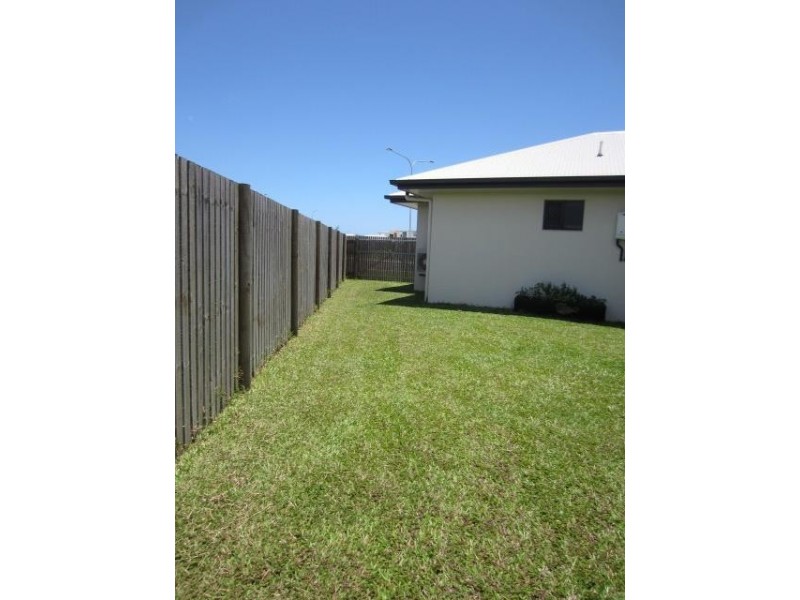 5 Emperor Boulevard, Burdell QLD 4818