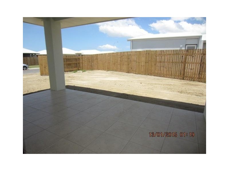 67 Sanctum Boulevard, Mount Low QLD 4818