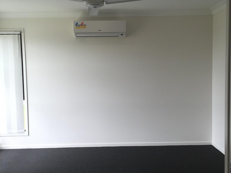 4 Catho Avenue, Mount Low QLD 4818