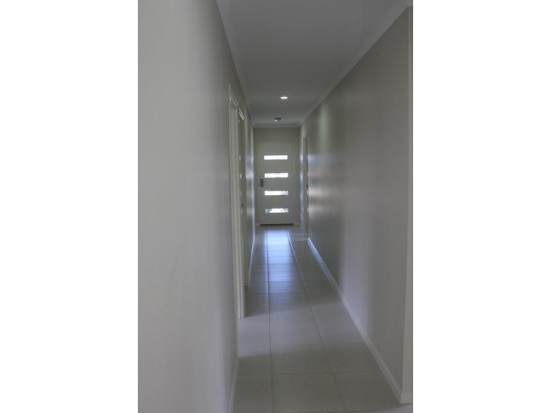 135 Daydream Circuit, Burdell QLD 4818