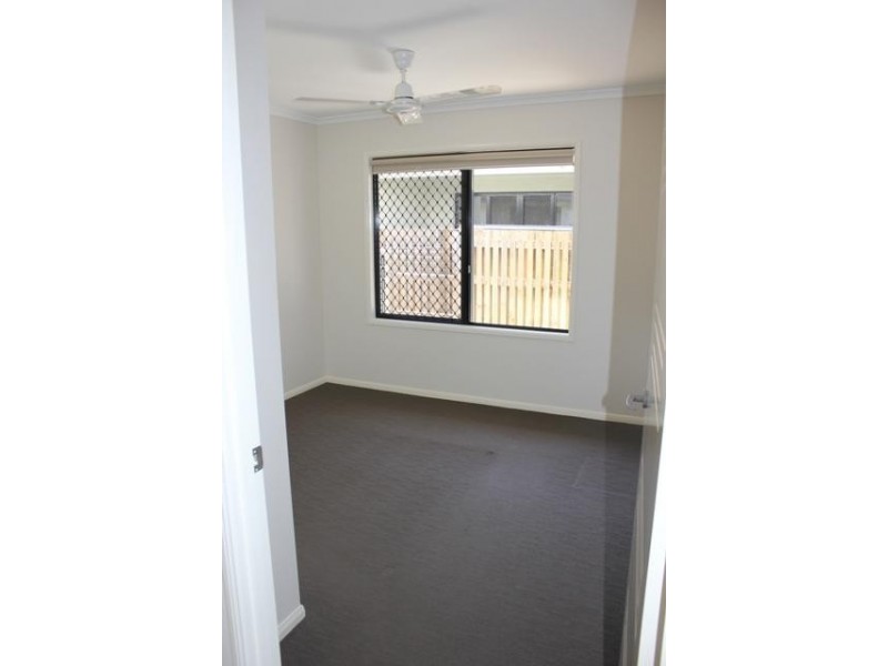 135 Daydream Circuit, Burdell QLD 4818